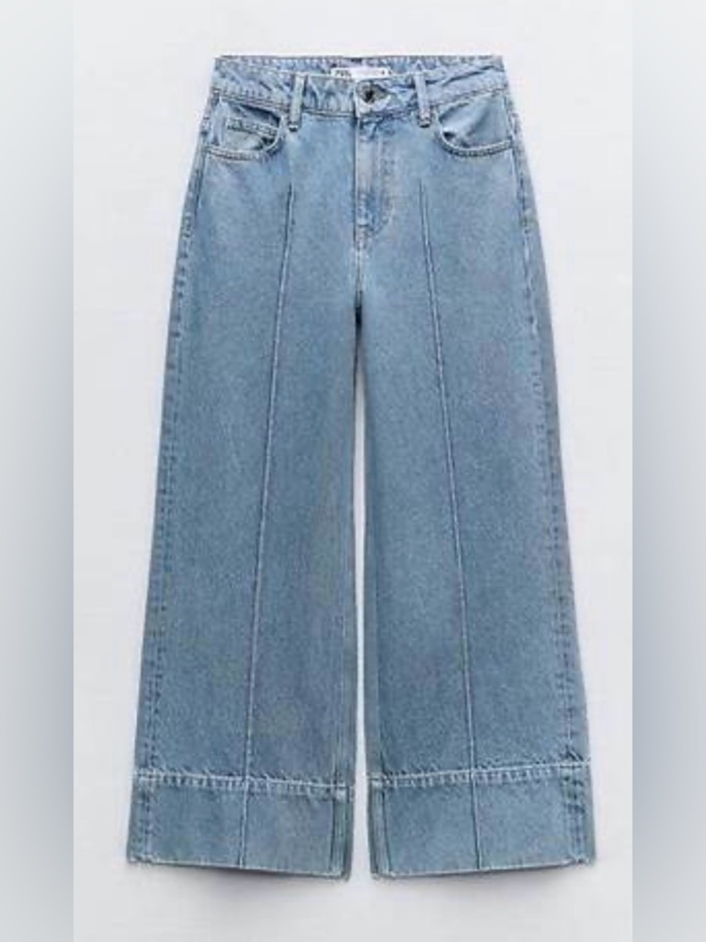Zara light Blue Wide-Leg Women's cropped jeans. Size 8.